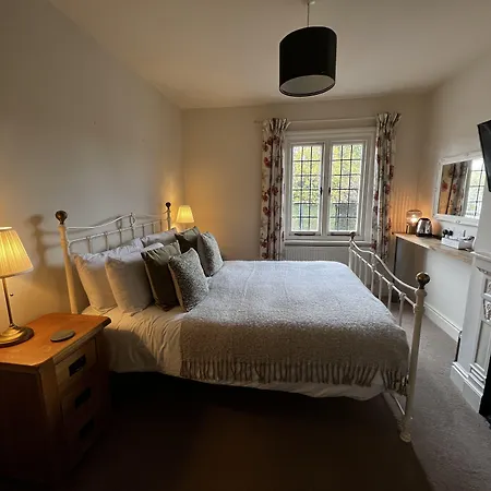 The White Hart-2